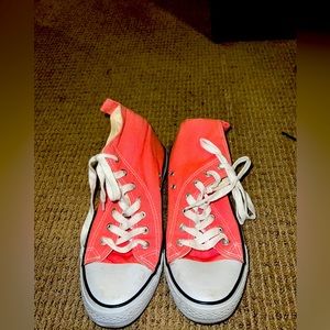 High cut shoes size 8 -Bundles sale